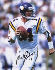 Brad Johnson Signed Minnesota Vikings White Jersey Scrambling Action 8x10 Photo